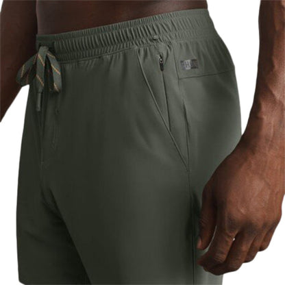 Rhone M 7In Pursuit Short Unli Shorts in Green Color