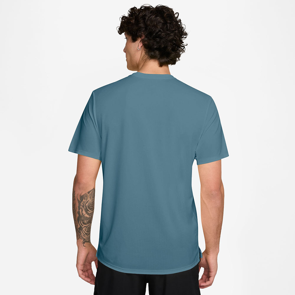 Nike M Miler Df UV Ss Run Top in Blue Color