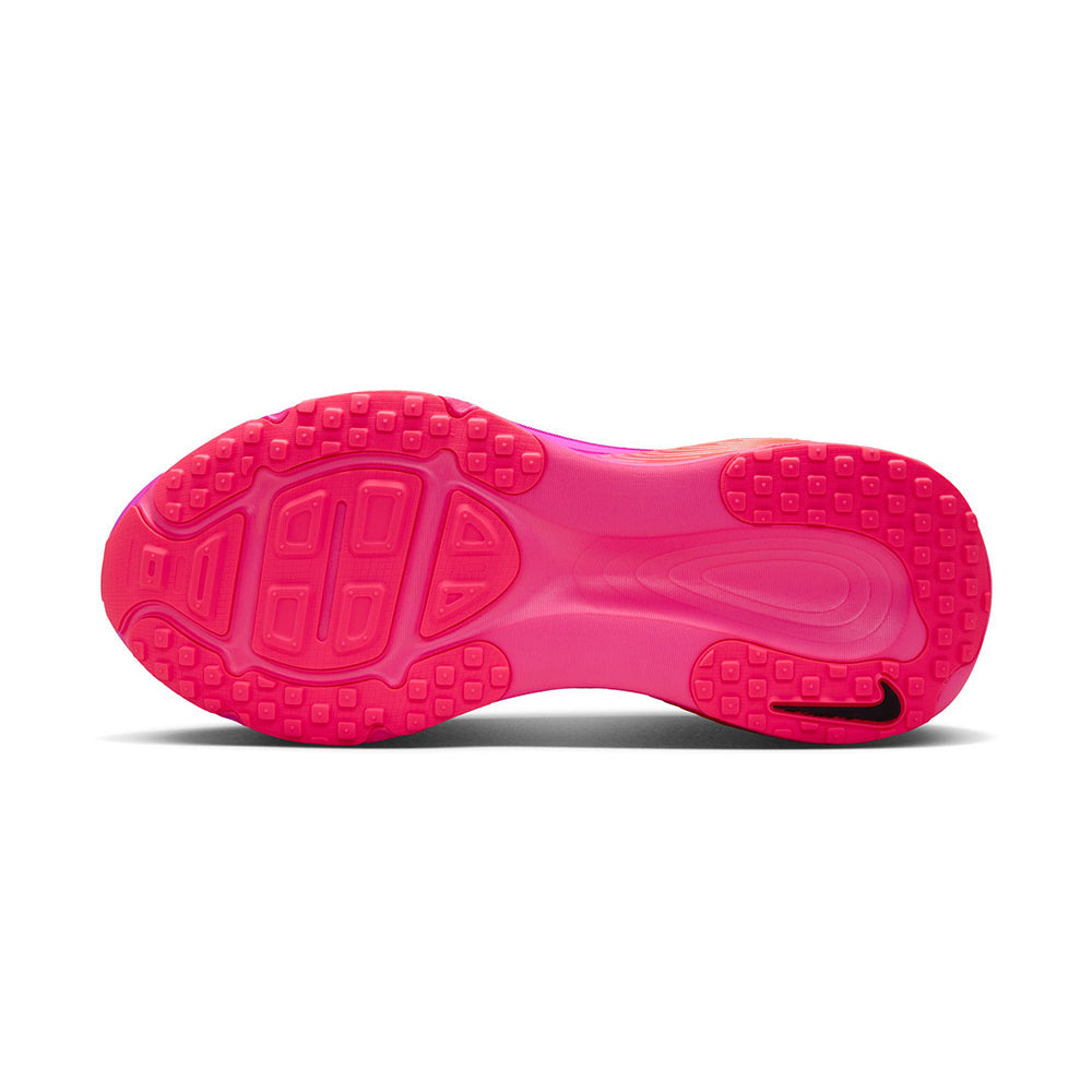 Nike W Vomero 18 Running Shoes in Black Color