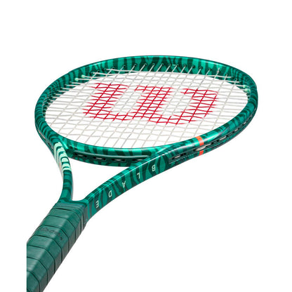 Wilson Tiger Blade 98 16X19 V10 Tennis Racquets in No Color