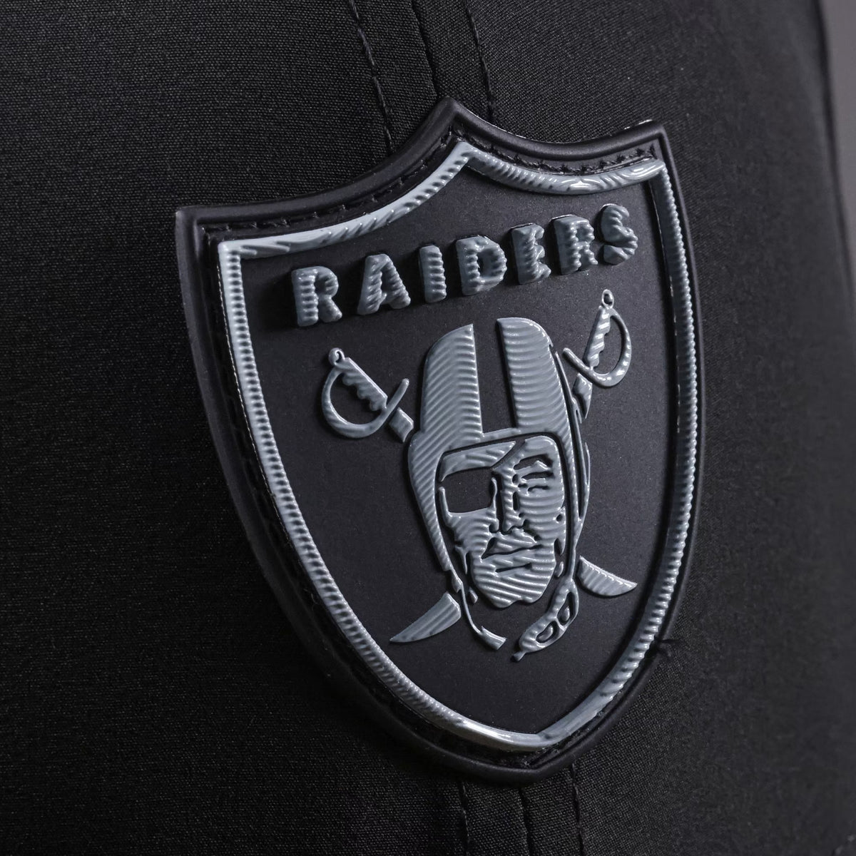 LVR  NFL26 SL 970SS OTC | BLACK