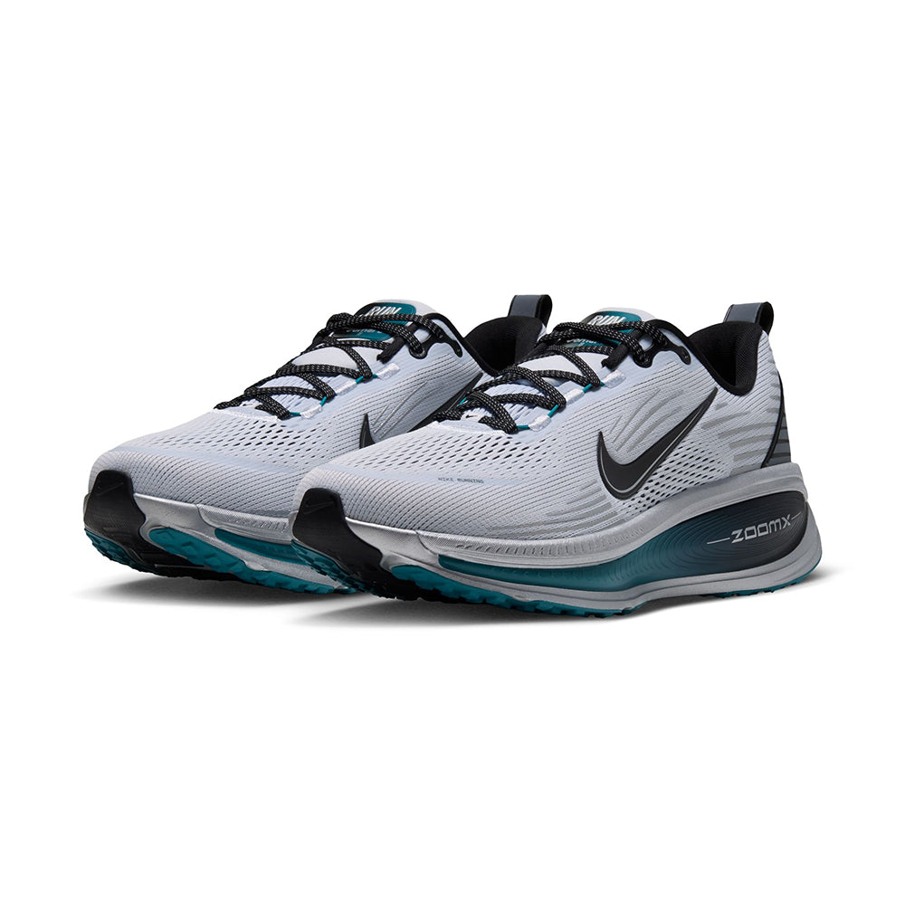 Nike M Vomero 18 Running Shoes in Grey Color