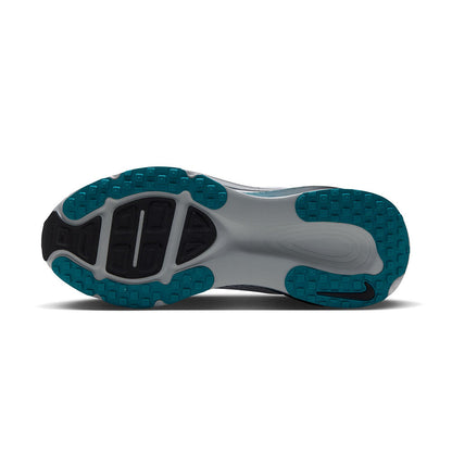 Nike M Vomero 18 Running Shoes in Grey Color