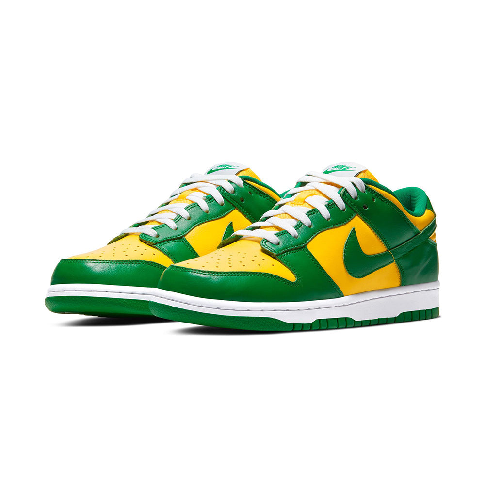 Nike Dunk Low Sp Sneakers in Green Color