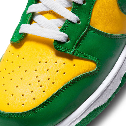 Nike Dunk Low Sp Sneakers in Green Color