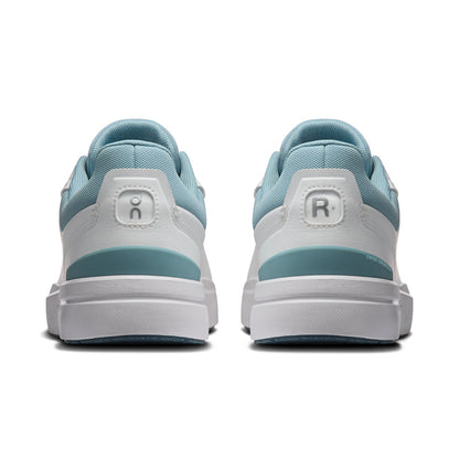 On The Roger Advantage M Sneakers in White Color