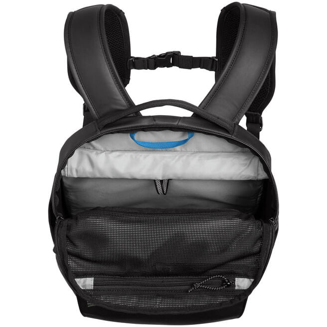 MULE COMMUTE 22 | BLACK