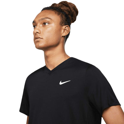VICTORY VNECK | 010-BLACK