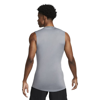 Nike Mens Pro Slvls Tops in Grey Color