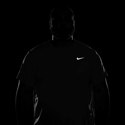 Nike Mens Df UV Miler short sleeve Tops in Grey Color