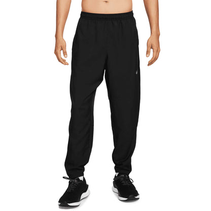 Nike Mens Challenger Pant in Black Color