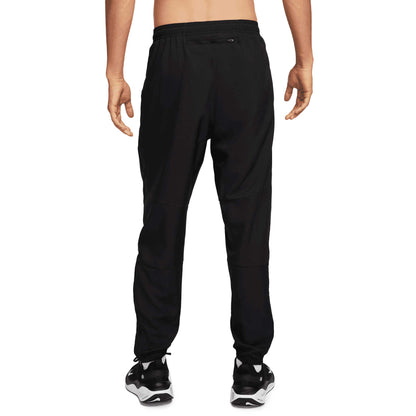 Nike Mens Challenger Pant in Black Color