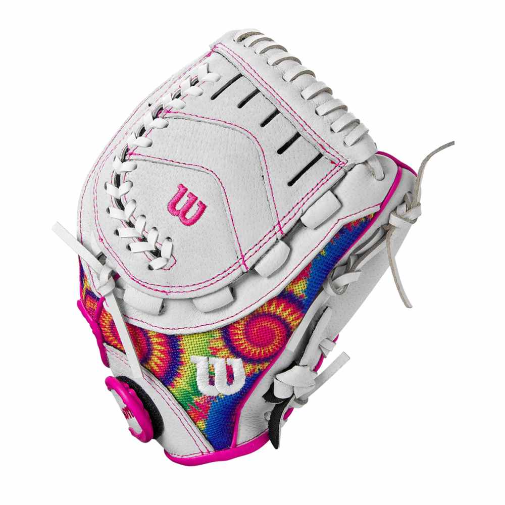 Wilson Kids 11.00 Flash fastpitch glove Softball Gloves in White Color