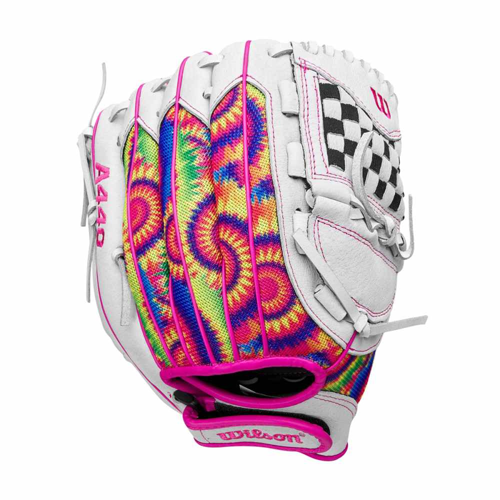 Wilson Kids 11.50 Flash fastpitch glove Softball Gloves in White Color