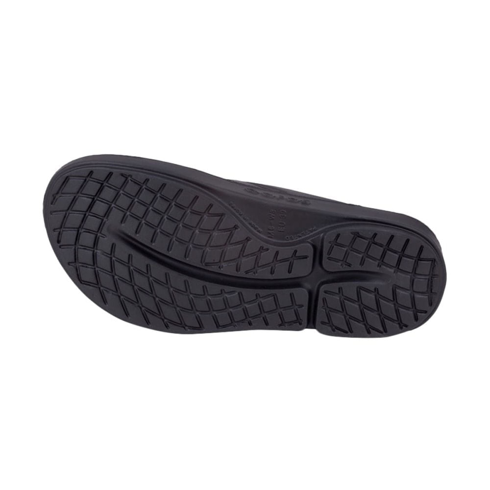 Oofos Unisex Oofos Thong Sandals Footwear Accessories in Black Color