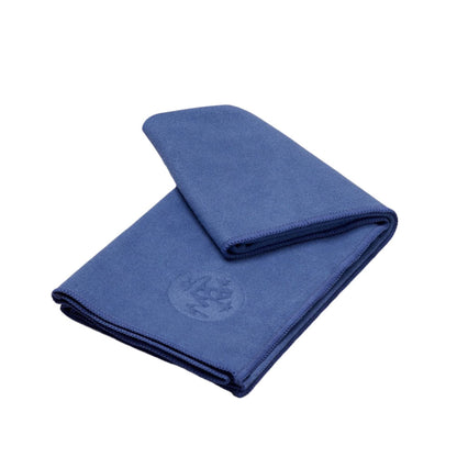 Manduka Equq Yoga Hand Towel Yoga Accessories in Blue Color