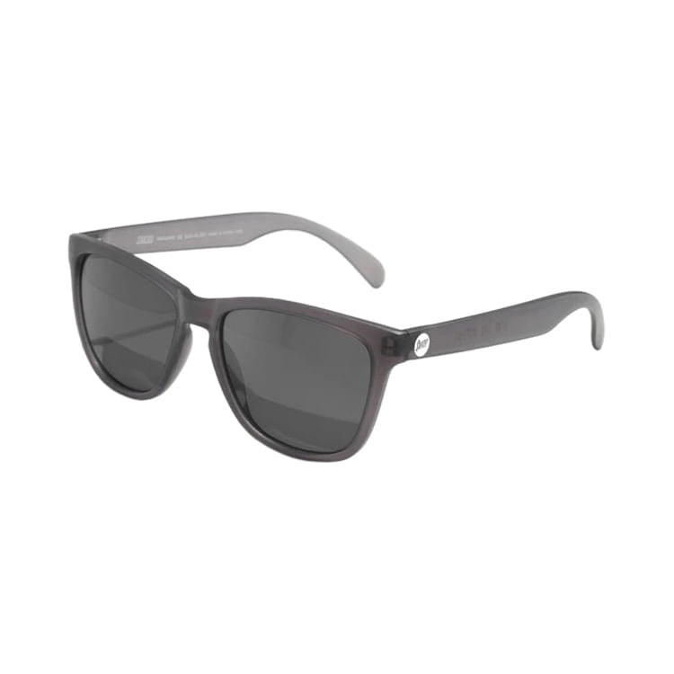 HEADLAND GREY | GREY BLACK