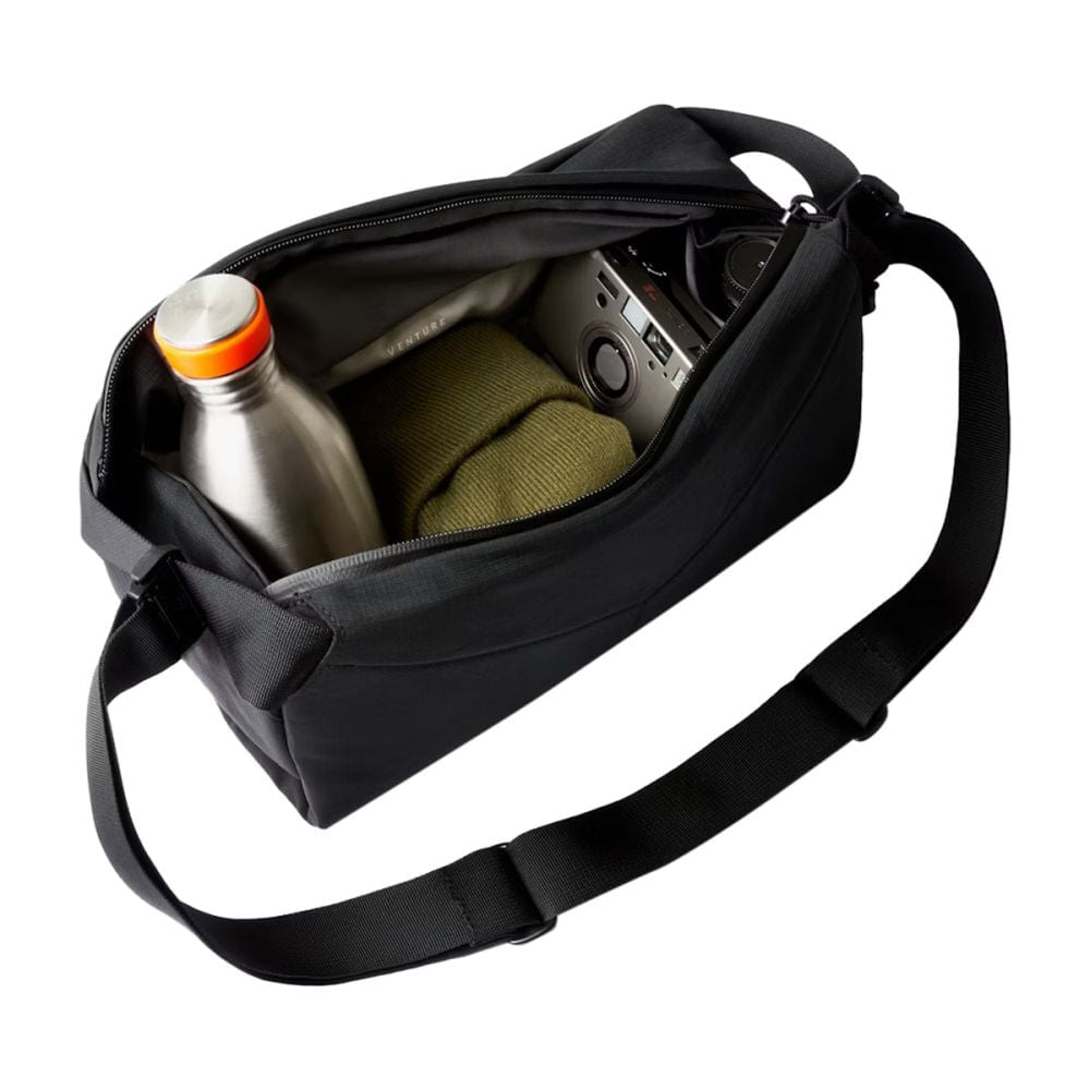 Bellroy Venture Sling 9L Bags in Black Color