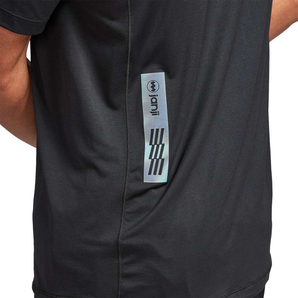Janji Mens Run All Day Tee Tops in Black Color