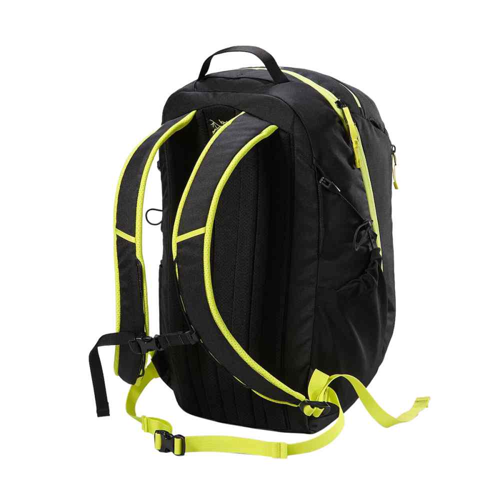 Arc'Teryx Mantis 26 Backpack Bags in Black Color