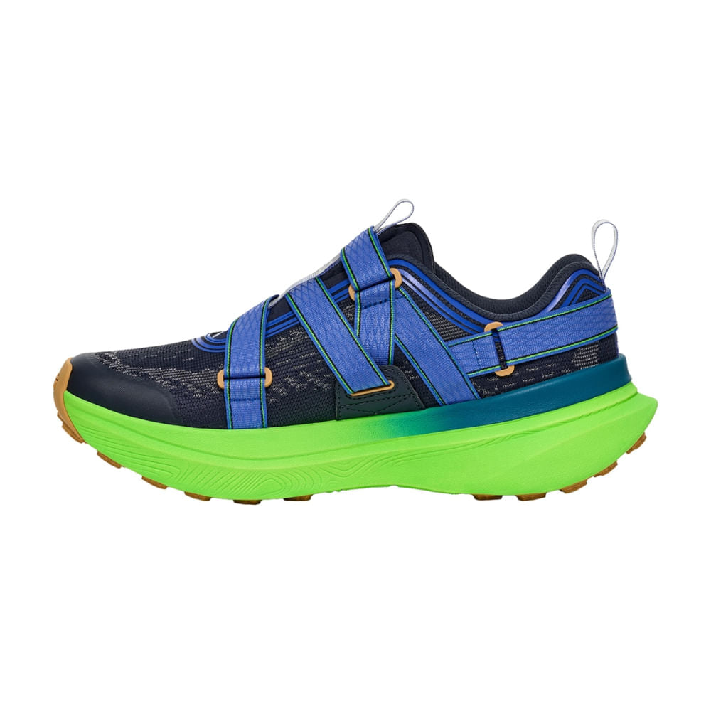Teva Mens Aventrail Shoe Trail Running Shoes in Blue Color