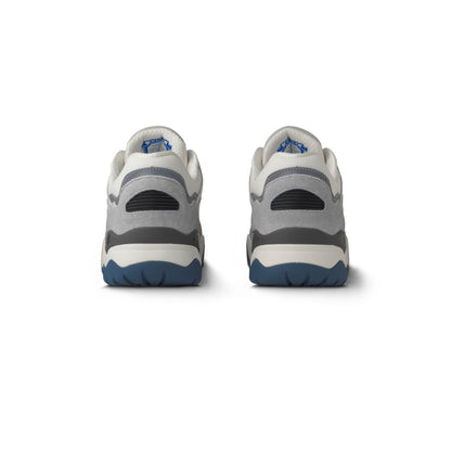 Karhu North America Unisex Fusion Xt Sneakers in White Color
