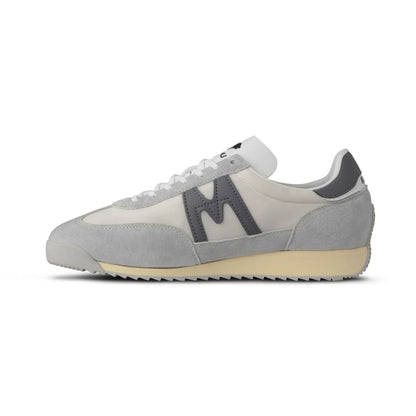 Karhu North America Unisex Mestari Sneakers in Grey Color