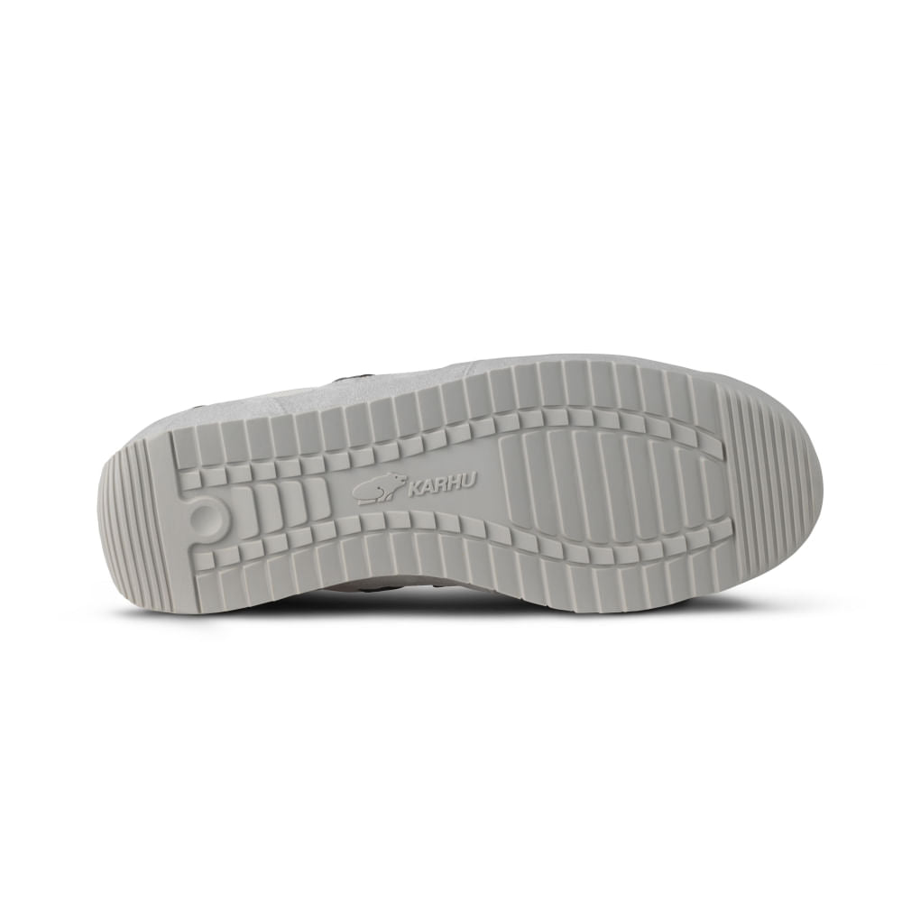 Karhu North America Unisex Mestari Sneakers in Grey Color