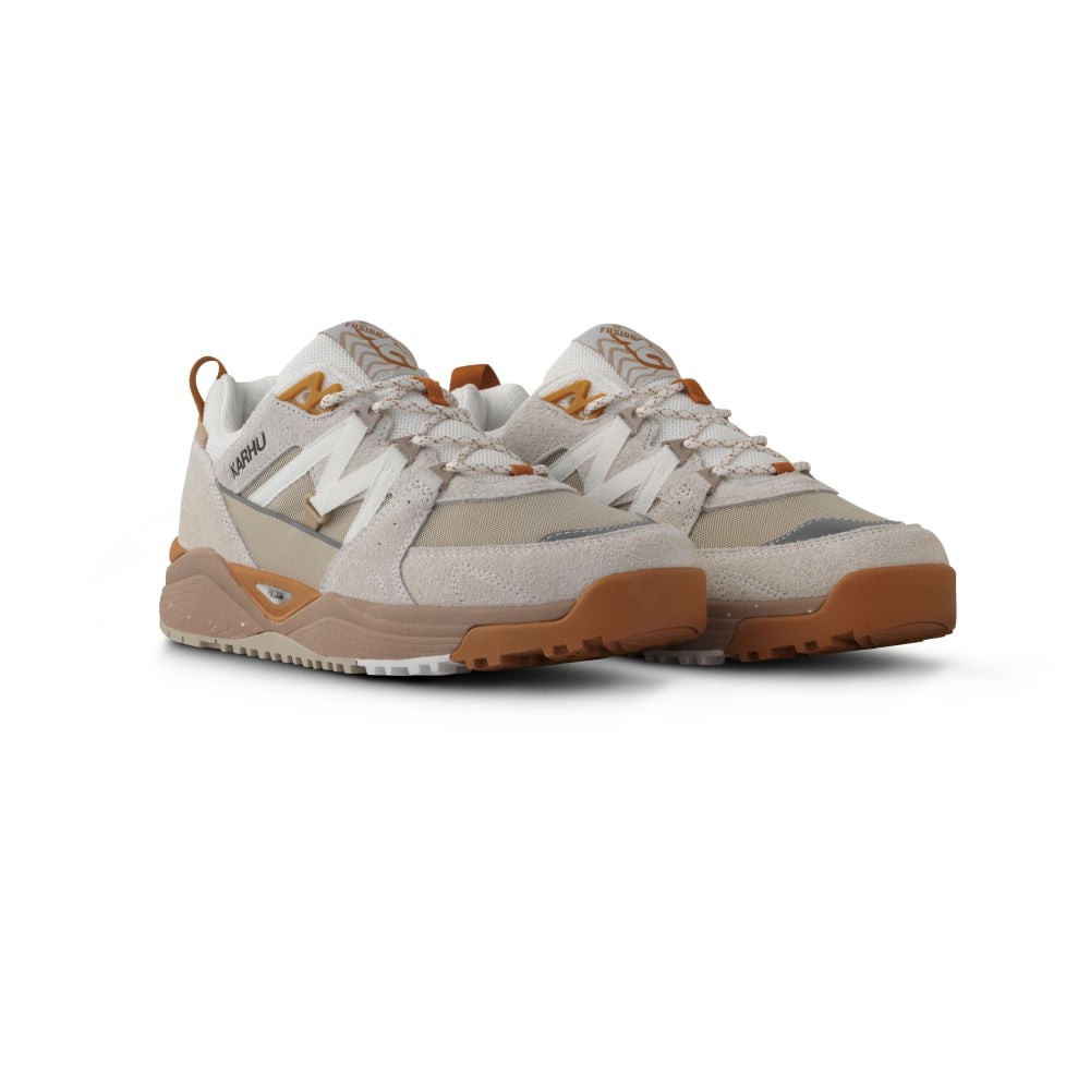 Karhu North America Unisex Fusion Xc Sneakers in White Color