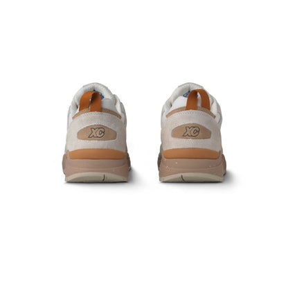 Karhu North America Unisex Fusion Xc Sneakers in White Color