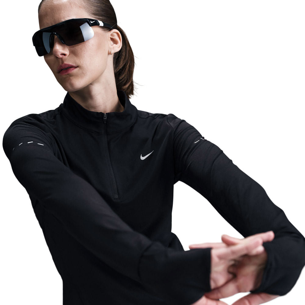 Nike Womens Swift Df UV Hz Top Running Jackets in Black Color