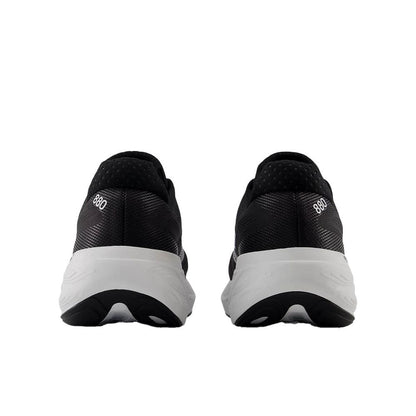 New Balance Mens 880V15 Running Shoes in Black Color