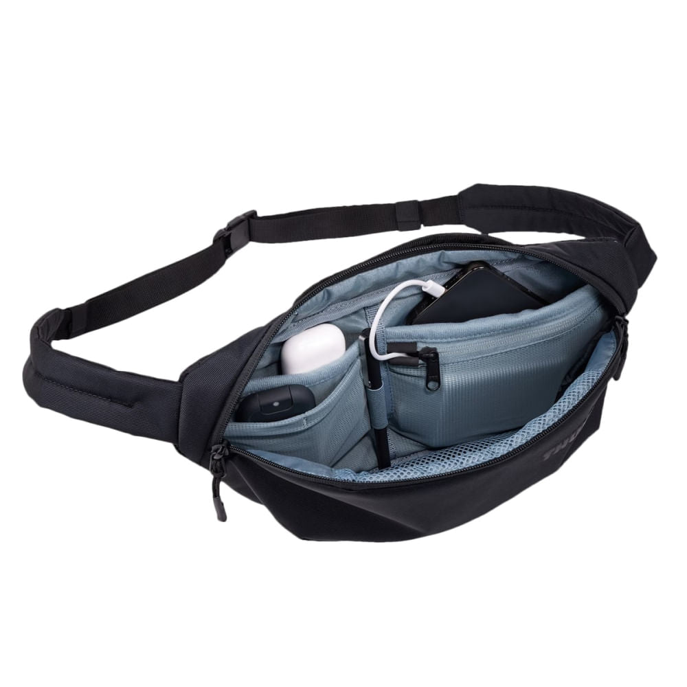 Thule Subterra 2 Sling Bag in Black Color