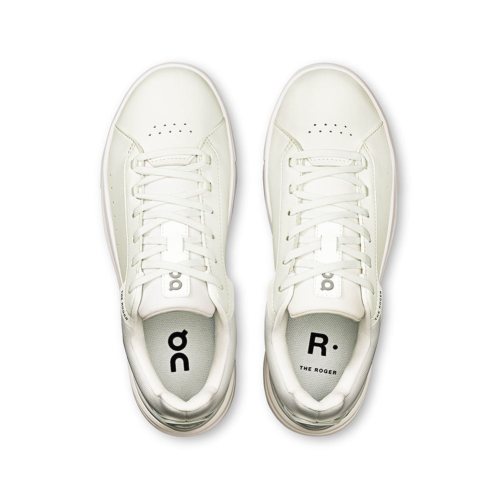 On Womens The Roger Advantage W Tennis Shoes in White Color