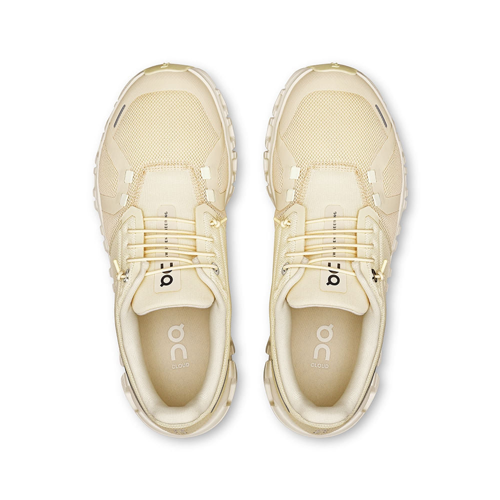 CLOUD 6 | 4297 CASTO