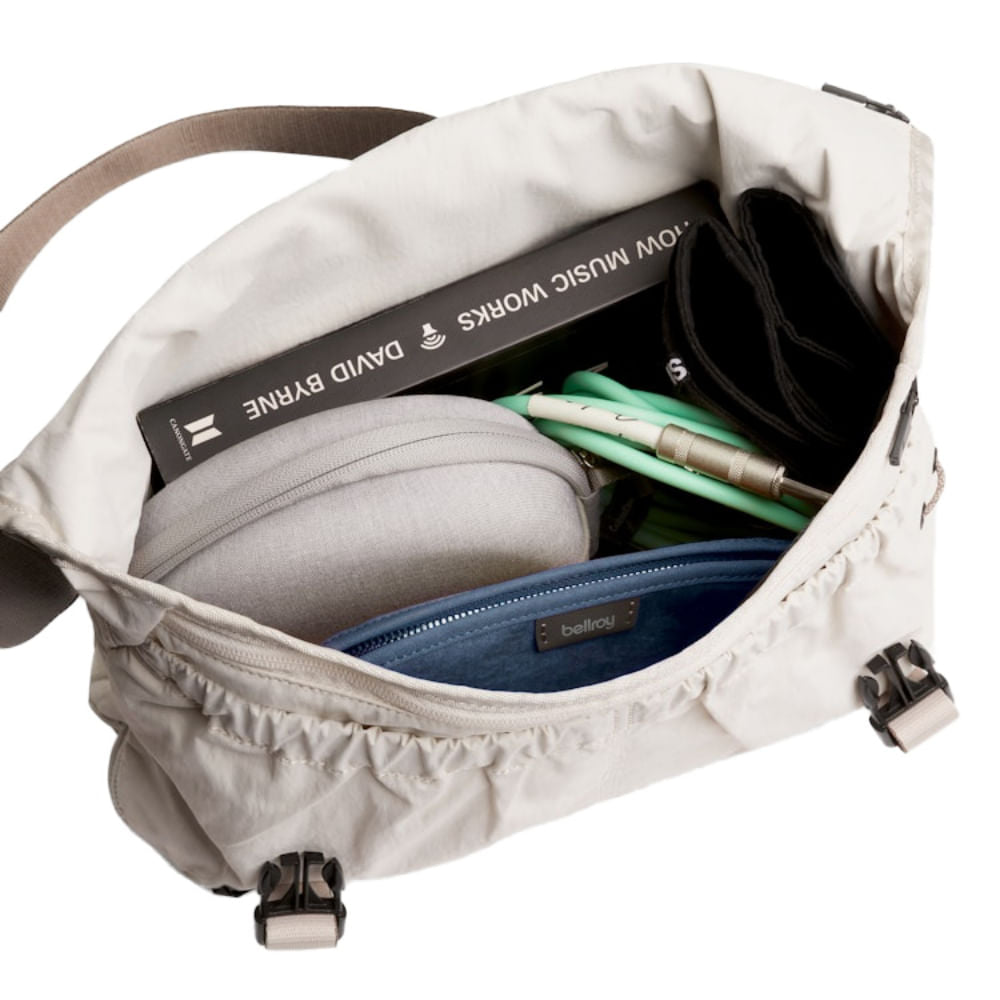 Bellroy Cinch Messenger Bag in White Color