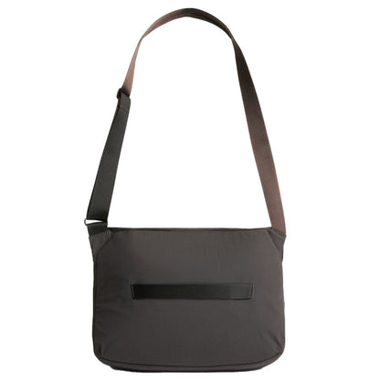 Bellroy Cinch Messenger Bag in Black Color