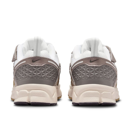 NIKE VOMERO 5 | 004-MTLC P