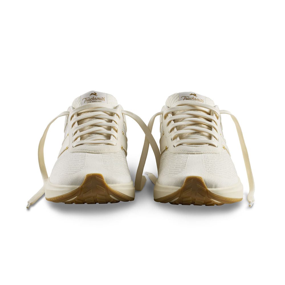 ELIOT RUNNER | IVORY