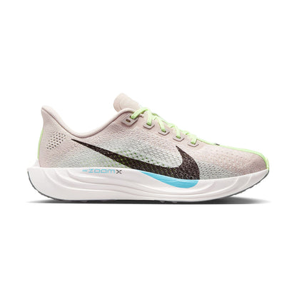 Nike Womens Pegasus Plus Running Shoes in White Color