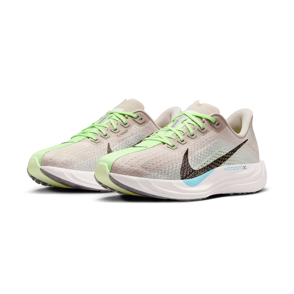 Nike Womens Pegasus Plus Running Shoes in White Color