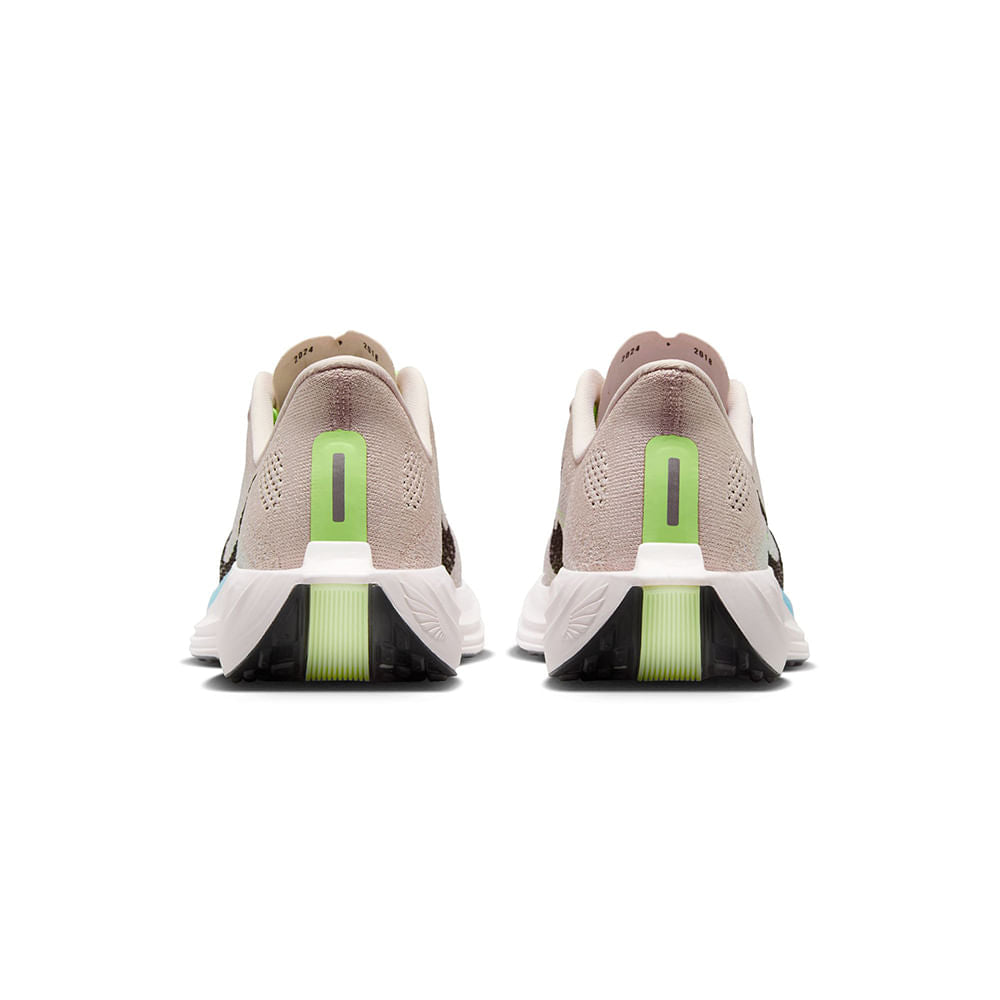 Nike Womens Pegasus Plus Running Shoes in White Color