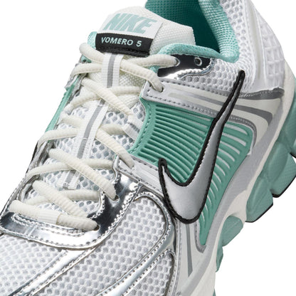 NIKE ZOOM VOMERO 5 | 101 SUMMIT