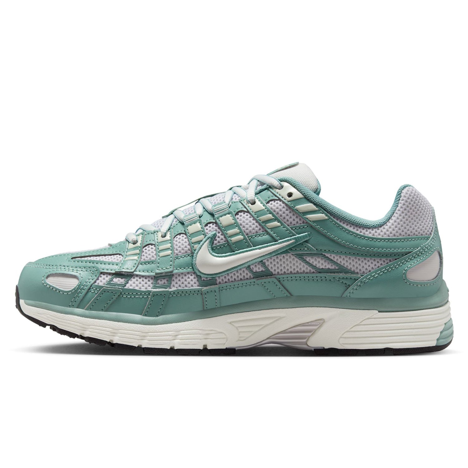 Nike Womens P-6000 Sneakers in Green Color