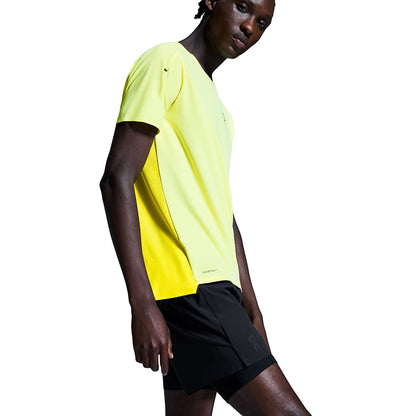 On Mens 5In Perf 2In1 Shorts in Black Color