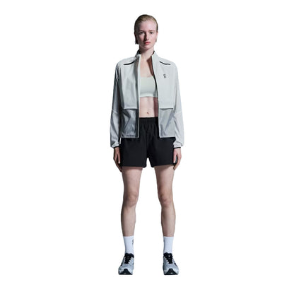 On Womens 3In Core Shorts in Black Color