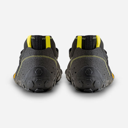 Vibram Fivefingers Unisex Scramkey Trail Shoes in Black Color
