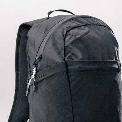 REFRACTION PACKABLE | BLACK