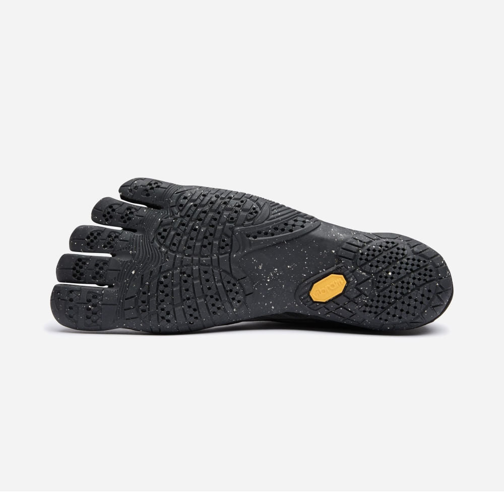 Vibram Fivefingers Mens Graspifier Barefoot Shoes in Black Color