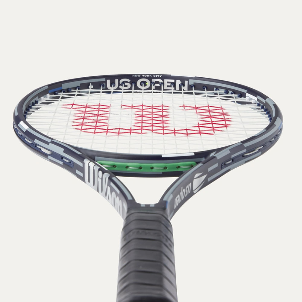 Wilson Blade 98 16X19 V9 Us Ope Tennis Racquets in No Color